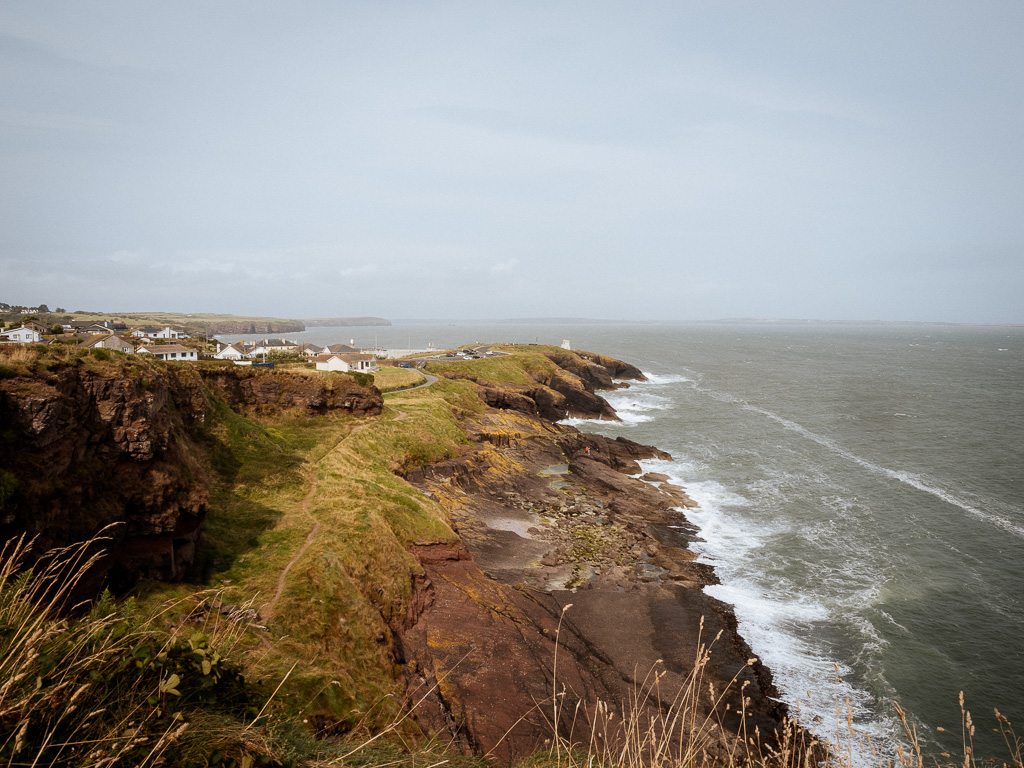 Dunmore East Cliff Walk in Waterford in Irland