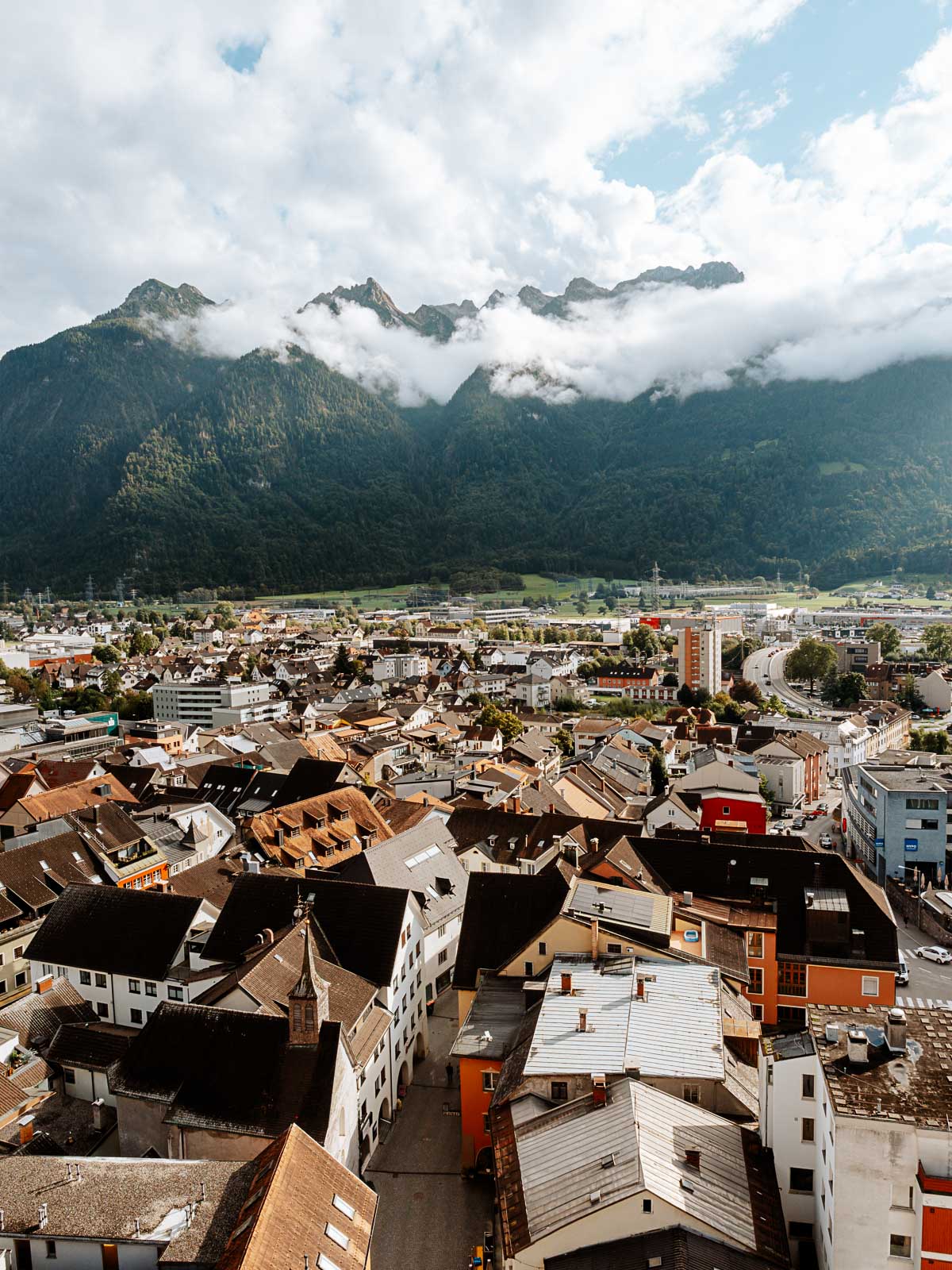 Ausblick vom Turm der St. Laurentius Kirche in Bludenz Ausblick vom Turm der St. Laurentius Kirche in Bludenz
