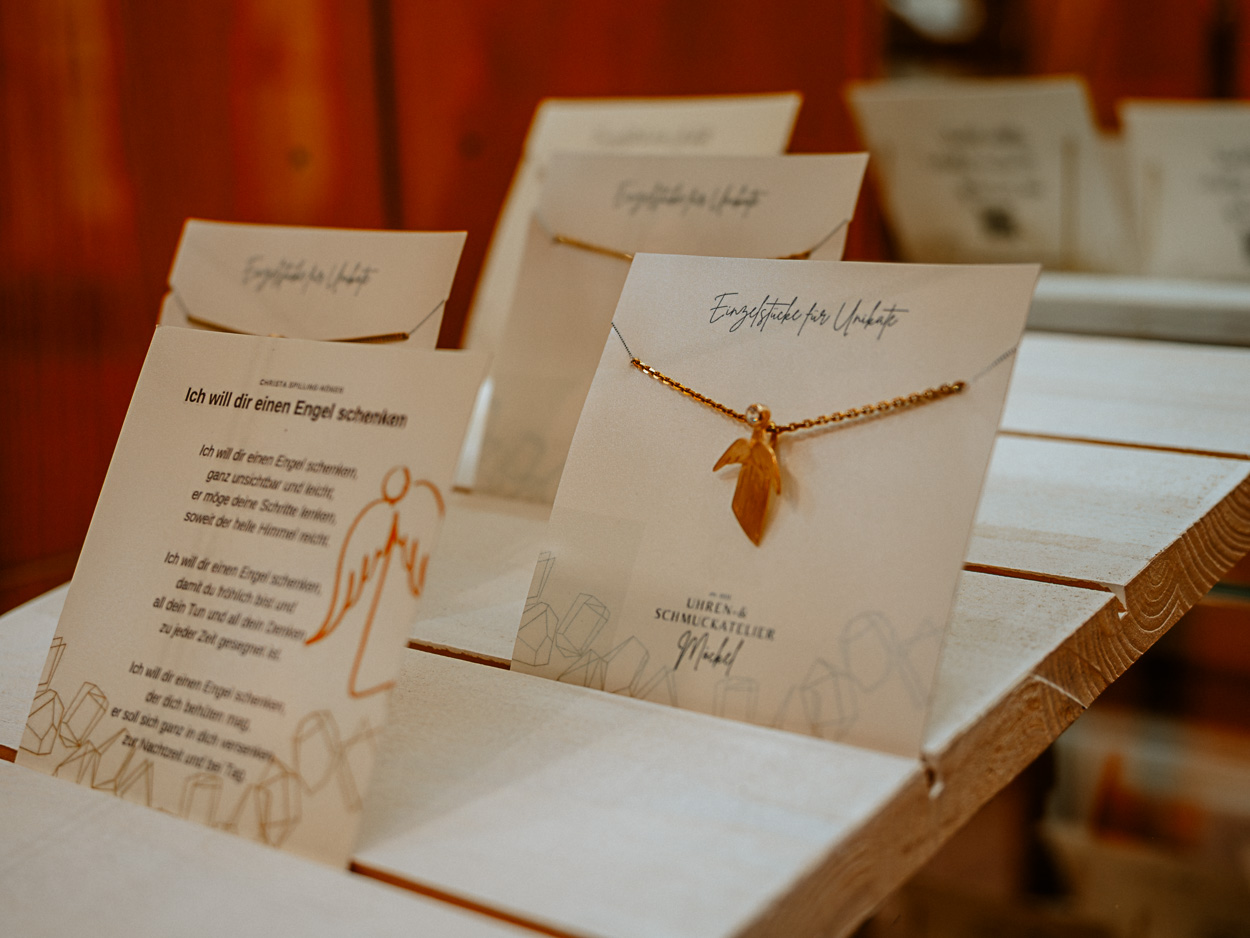 Uhren- und Schmuckatelier Möckel in Schneeberg im Erzgebirge Uhren- und Schmuckatelier Möckel in Schneeberg im Erzgebirge