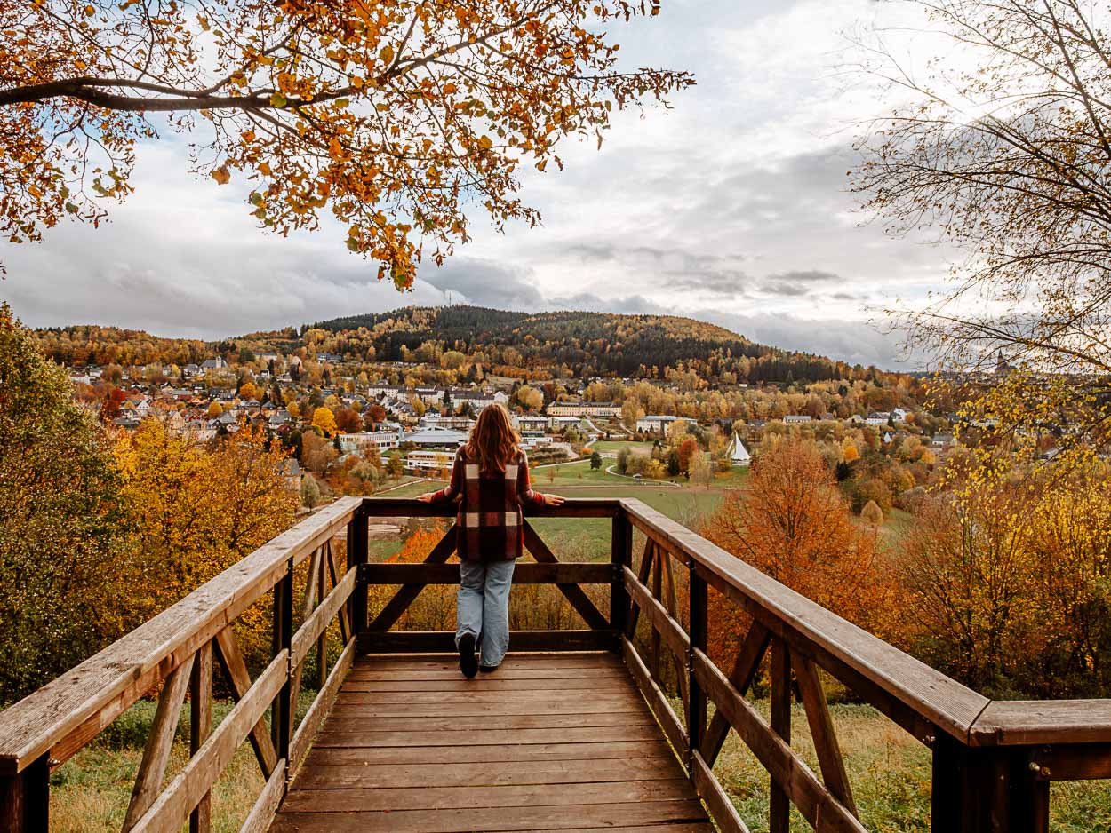 Bergbau- und Sanierungslehrpfad in Bad Schlema im Erzgebirge Bergbau- und Sanierungslehrpfad in Bad Schlema im Erzgebirge